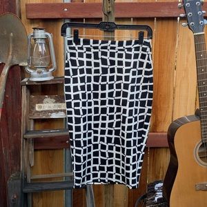 Bar lll jumbled square print skirt.